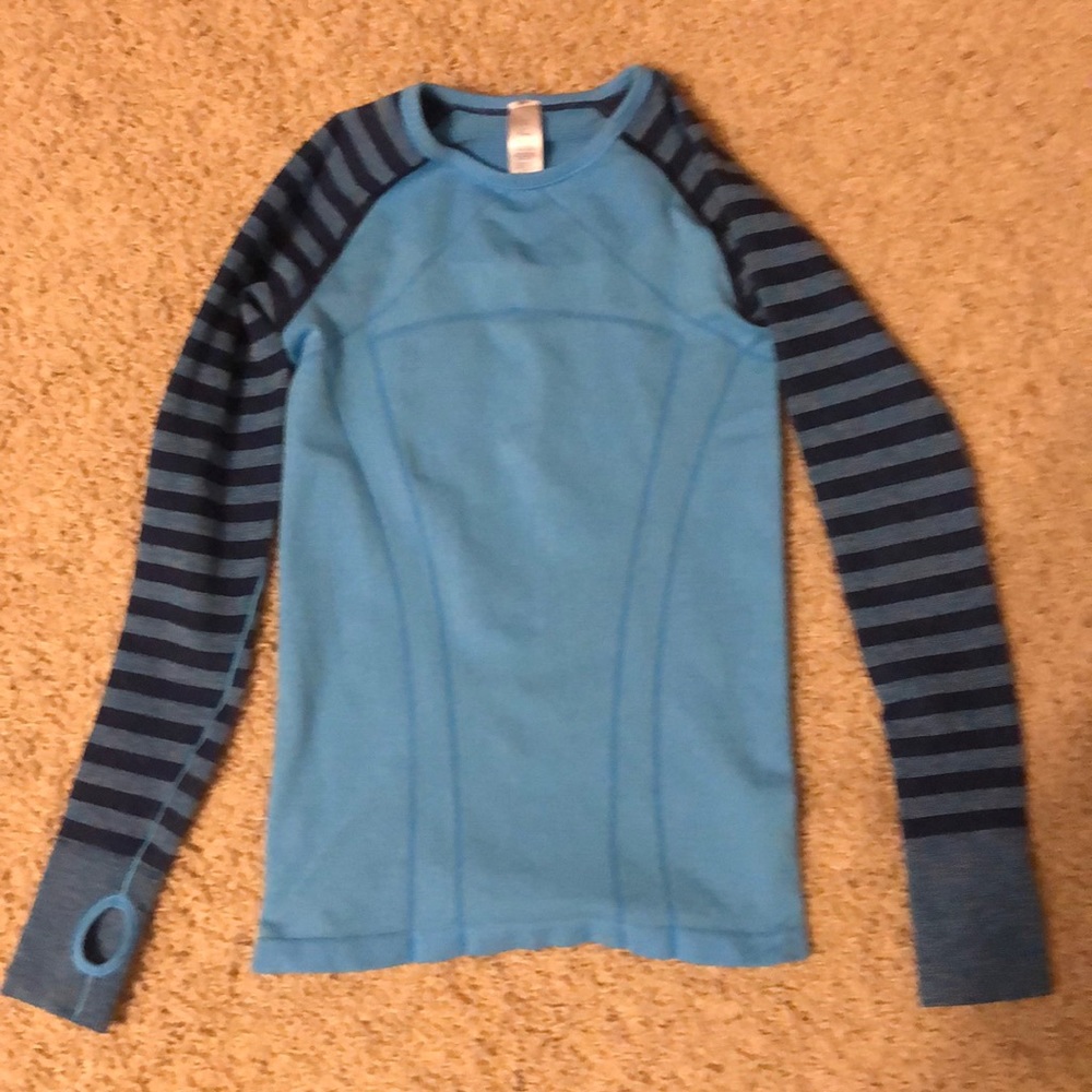 Fly Tech Ivivva Size 10 long sleeve